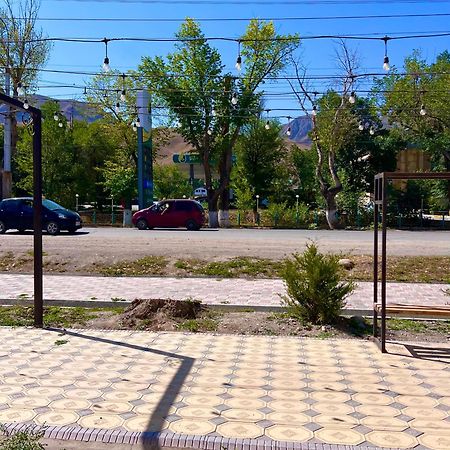 Tumar Guest House Naryn Ngoại thất bức ảnh