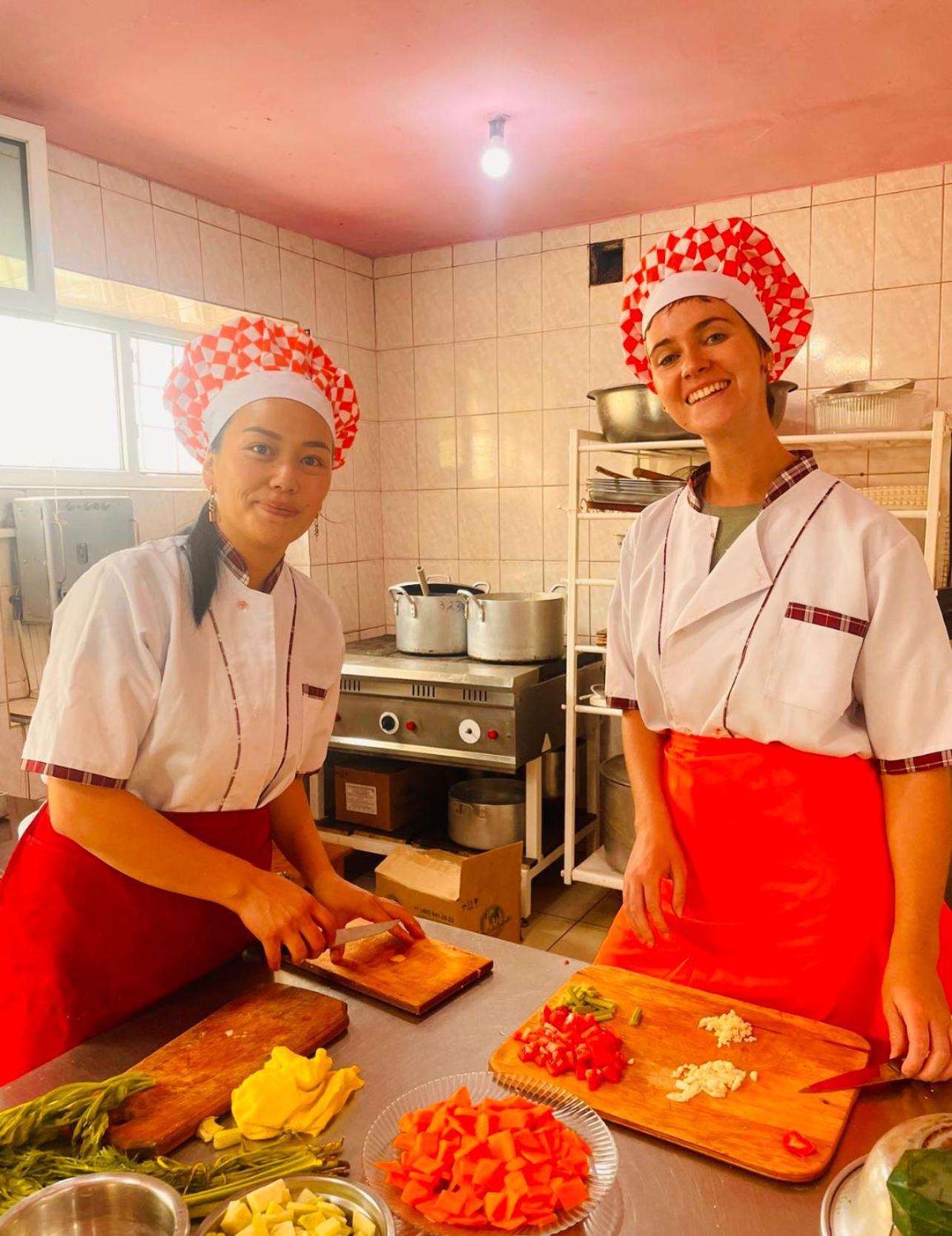 Tumar Guest House Naryn Ngoại thất bức ảnh