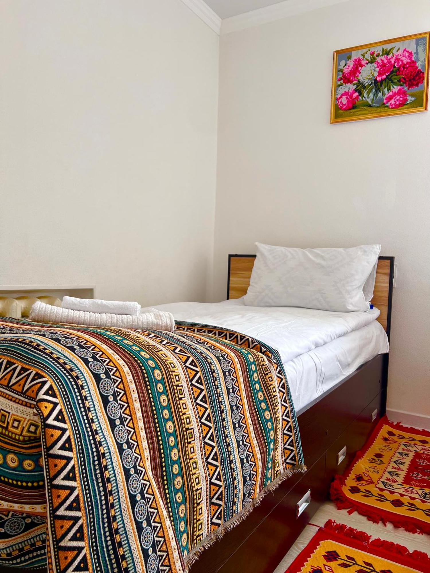 Tumar Guest House Naryn Ngoại thất bức ảnh